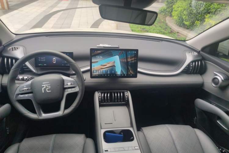 Used BYD Yuan PLUS 2025 Intelligent Driving Version 430 KM – Leading Edition Headliner