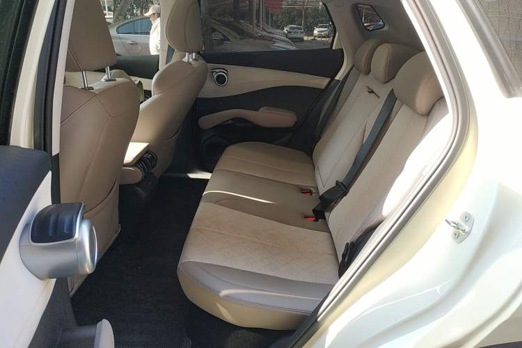 Used BYD Yuan PLUS 2025 Intelligent Driving Version 510 km Excellence Edition Interior 4