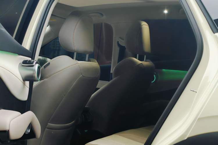 Used BYD Yuan PLUS 2025 Intelligent Driving Version 510 km Excellence Edition Interior 4