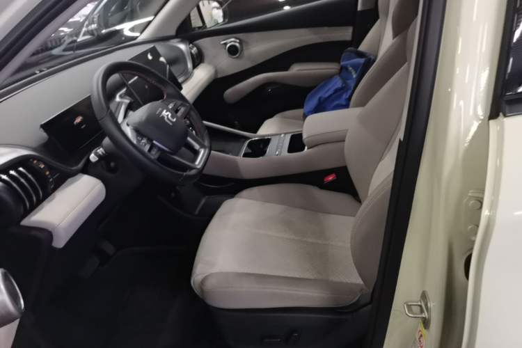 Used BYD Yuan PLUS 2025 Intelligent Driving Version 510 KM Beyond-Grade Edition Left Front Seat