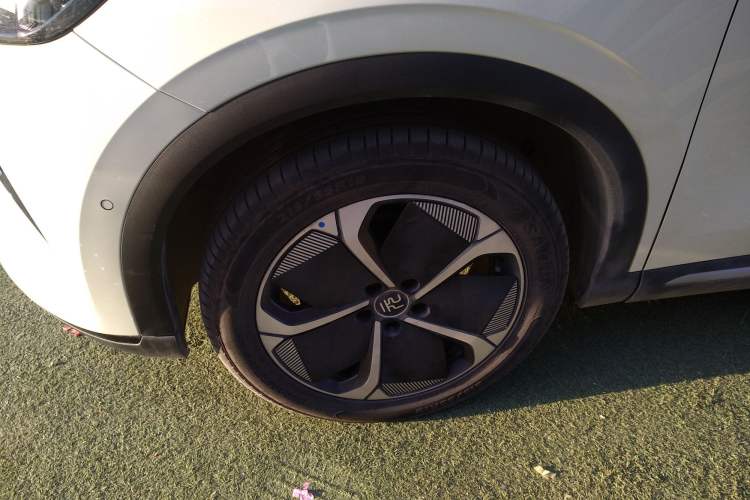 Used BYD Yuan PLUS 2025 Intelligent Driving Version 510 KM Beyond-Grade Edition Left Front Wheel Hub