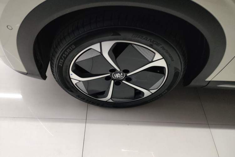 Used BYD Yuan PLUS 2025 Intelligent Driving Version 510 KM Beyond-Grade Edition Left Front Wheel Hub