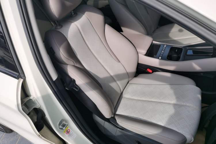 Used BYD Yuan PLUS 2025 Intelligent Driving Version 510 KM Beyond-Grade Edition Right Front Seat