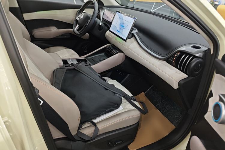 Used BYD Yuan PLUS 2025 Intelligent Driving Version 510 KM Beyond-Grade Edition Right Front Seat