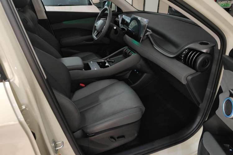 Used BYD Yuan PLUS 2025 Intelligent Driving Version 510 KM Beyond-Grade Edition Right Front Seat
