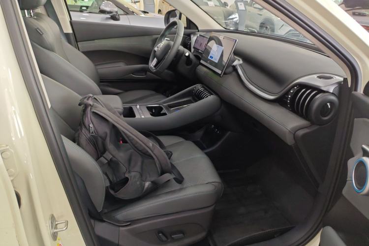 Used BYD Yuan PLUS 2025 Intelligent Driving Version 430 KM Beyond-Range Edition Right Front Seat