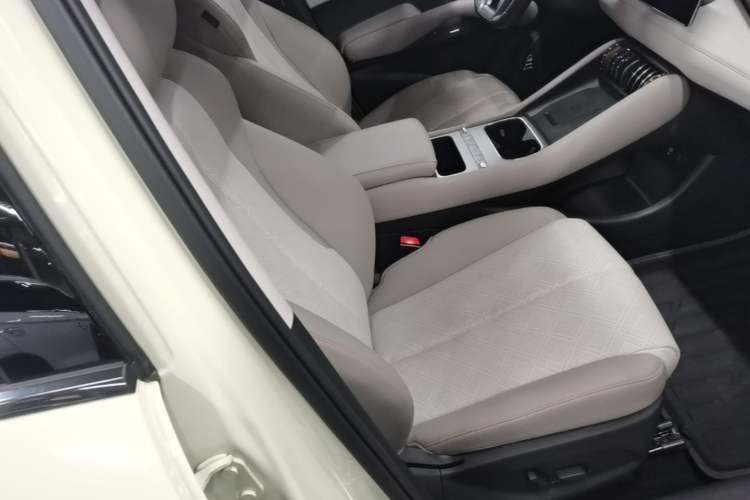 Used BYD Yuan PLUS 2025 Intelligent Driving Version 510 KM Beyond-Grade Edition Right Front Seat