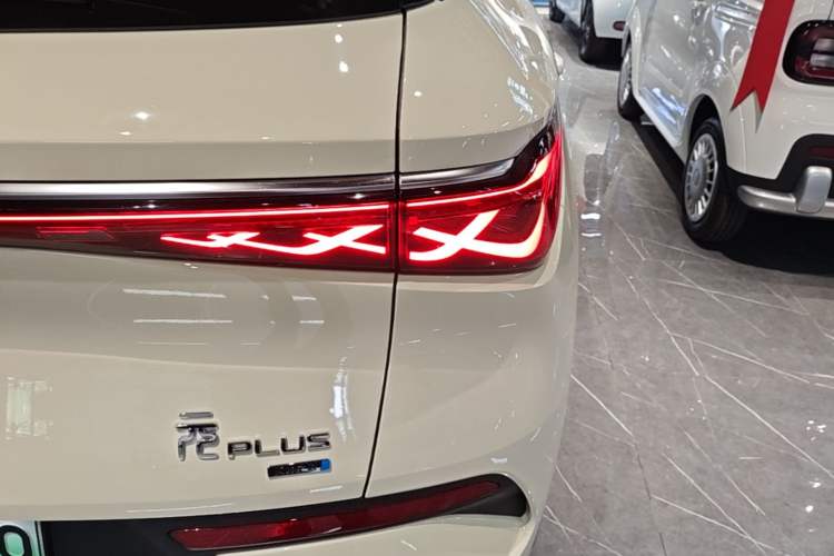Used BYD Yuan PLUS 2025 Intelligent Driving Version 430 KM – Leading Edition Right Rear Taillight