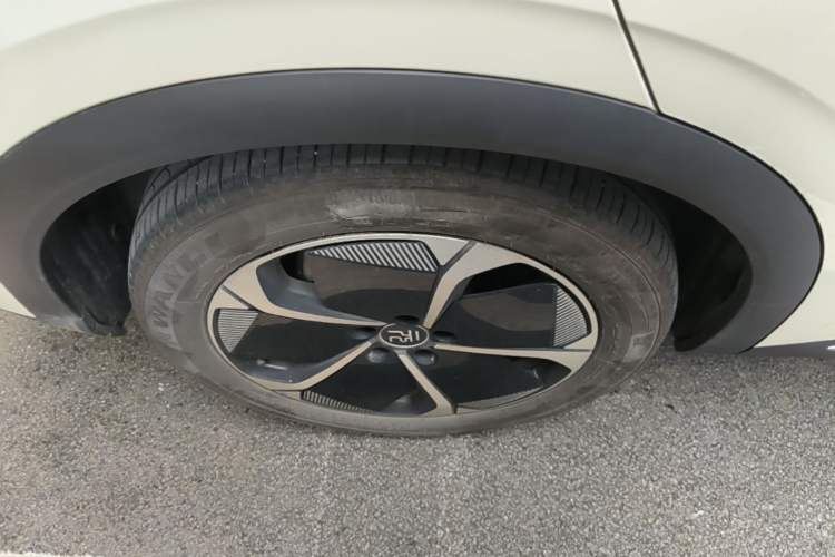 Used BYD Yuan PLUS 2025 Intelligent Driving Version 510 KM Beyond-Grade Edition Right Rear Wheel Hub