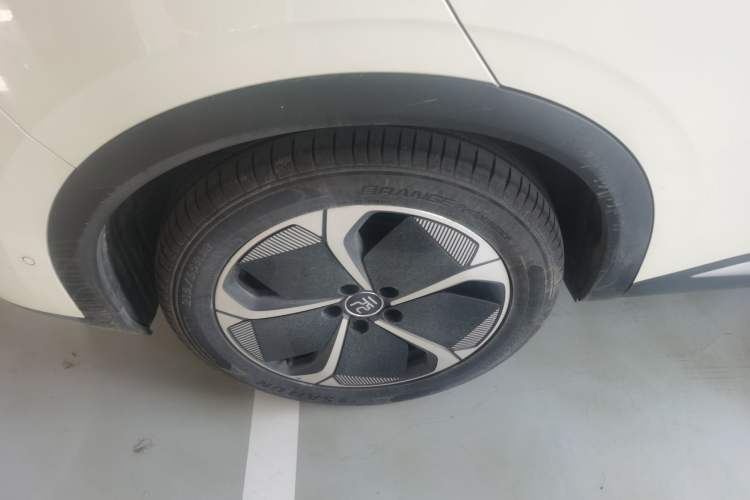 Used BYD Yuan PLUS 2025 Intelligent Driving Version 510 KM Beyond-Grade Edition Right Rear Wheel Hub