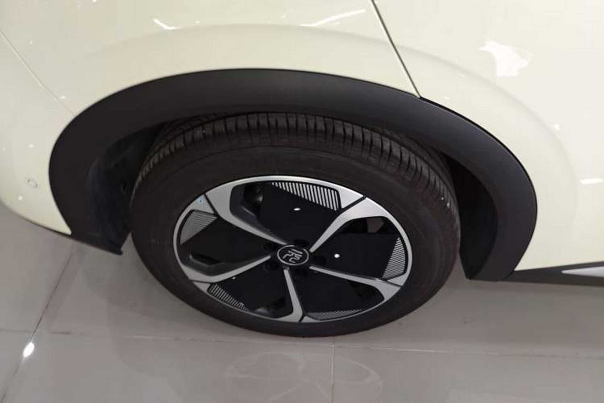 Used BYD Yuan PLUS 2025 Intelligent Driving Version 430 KM Beyond-Range Edition Right Rear Wheel Hub
