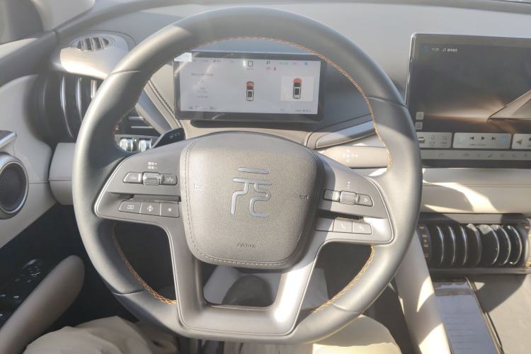 Used BYD Yuan PLUS 2025 Intelligent Driving Version 510 KM Beyond-Grade Edition Steering Wheel