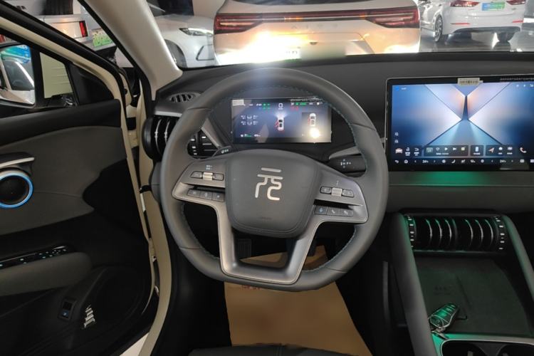 Used BYD Yuan PLUS 2025 Intelligent Driving Version 510 KM Beyond-Grade Edition Steering Wheel