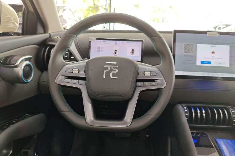 Used BYD Yuan PLUS 2025 Intelligent Driving Version 430 KM Beyond-Range Edition Steering Wheel