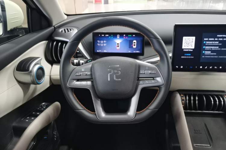 Used BYD Yuan PLUS 2025 Intelligent Driving Version 510 KM Beyond-Grade Edition Steering Wheel