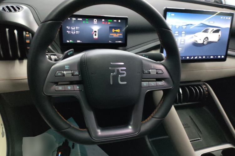Used BYD Yuan PLUS 2025 Intelligent Driving Version 510 KM Beyond-Grade Edition Steering Wheel