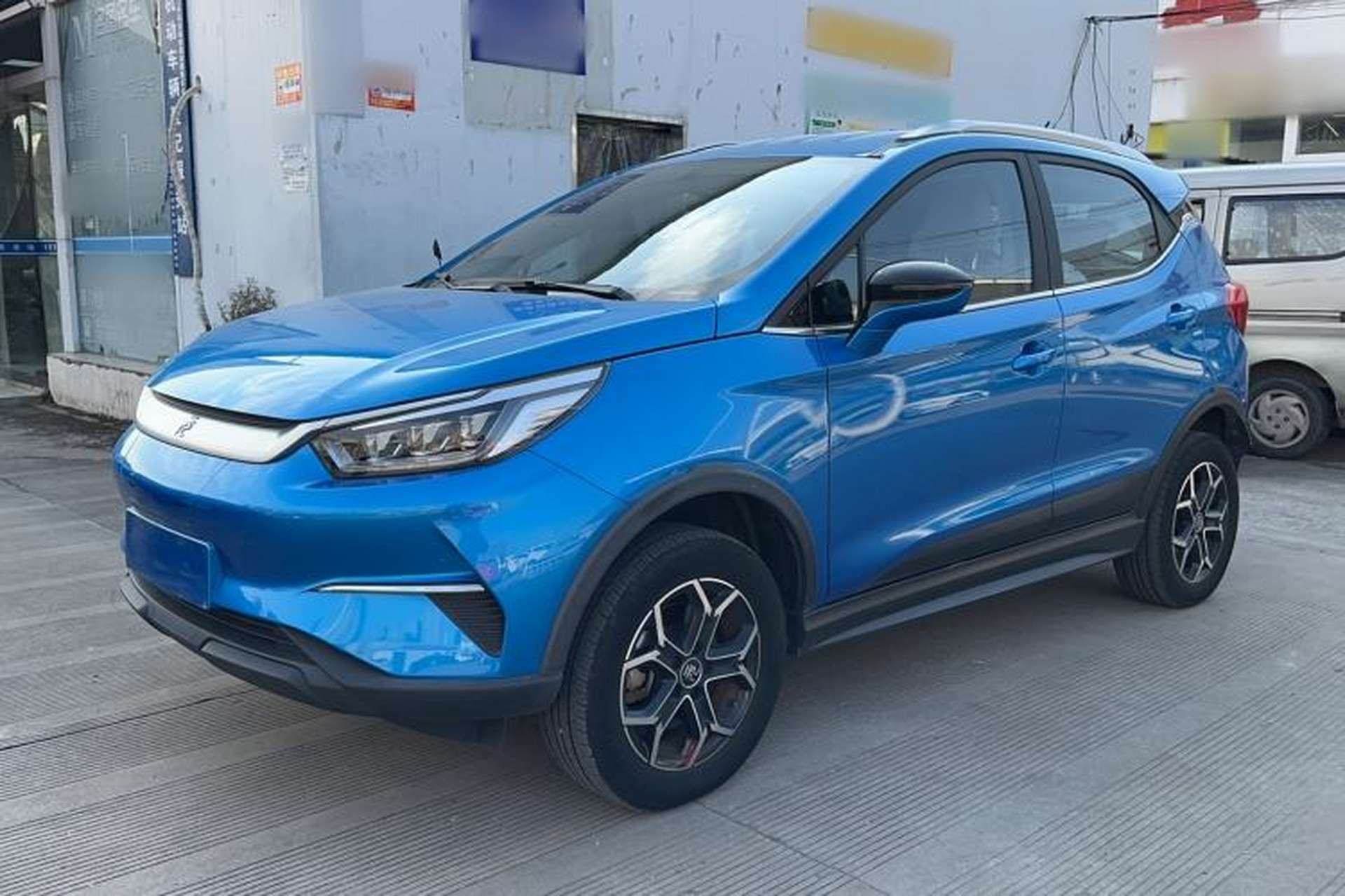 Used BYD Yuan Pro 2021 401 km Luxury Version Front Left 45 Deg