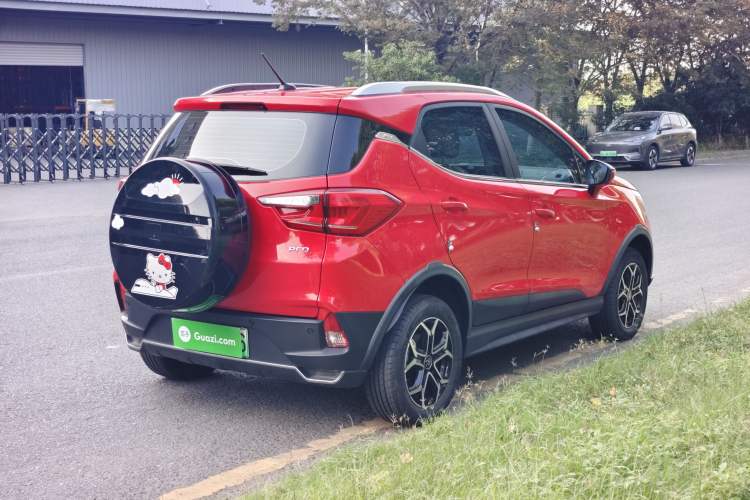 Used BYD Yuan Pro 2021 401 km Deluxe Version Exterior 9