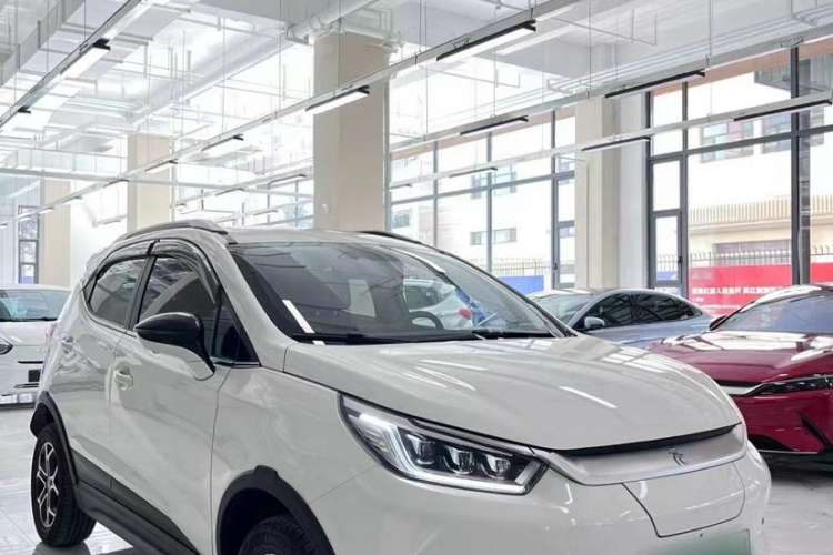 Used BYD Yuan Pro 2021 401 km Deluxe Version Exterior 1