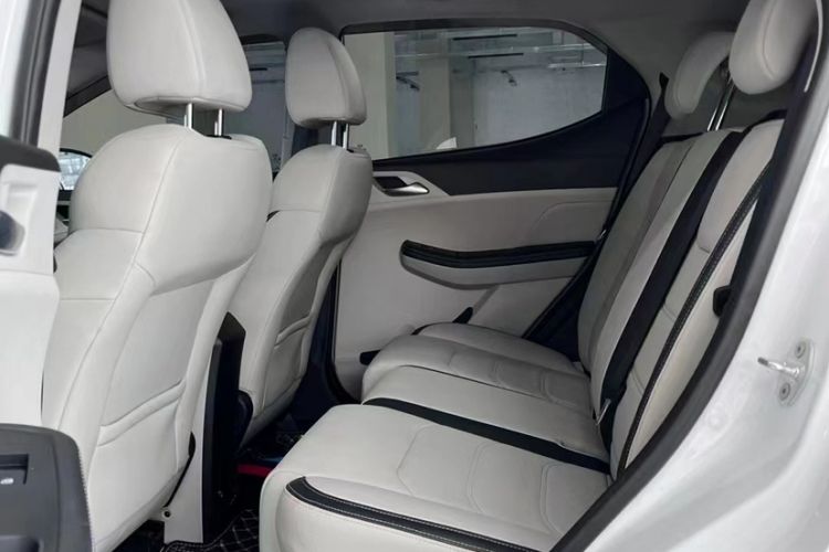 Used BYD Yuan Pro 2021 401 km Deluxe Version Interior 3