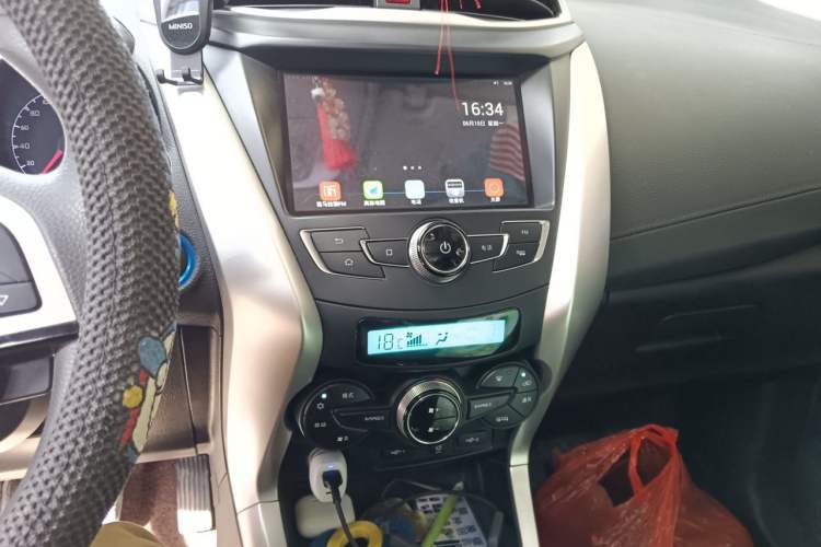 Used BYD Yuan Pro 2021 301KM Comfort Version Audio And AC Panel