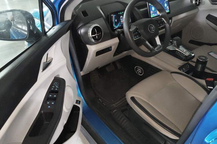 Used BYD Yuan Pro 2021 "Love for a Lifetime" Edition Driver Seat