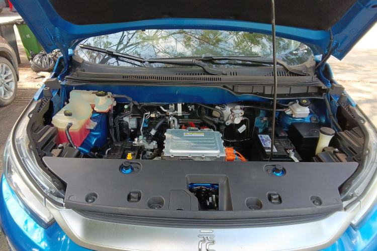 Used BYD Yuan Pro 2021 "Love for a Lifetime" Edition Engine Bay