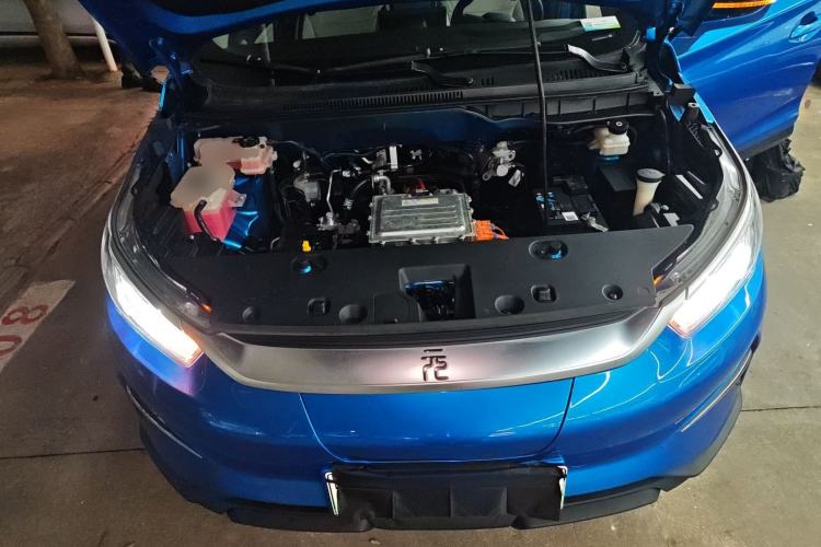 Used BYD Yuan Pro 2021 "Love for a Lifetime" Edition Engine Bay