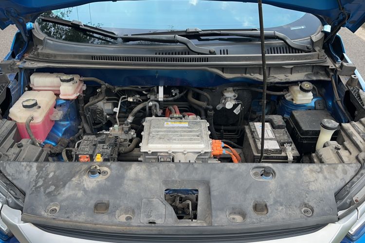 Used BYD Yuan Pro 2021 "Love for a Lifetime" Edition Engine Bay