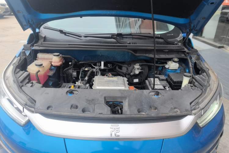 Used BYD Yuan Pro 2021 "Love for a Lifetime" Edition Engine Bay