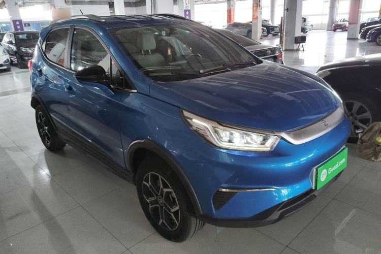 Used BYD Yuan Pro 2021 "Love for a Lifetime" Edition Front Right 45 Deg