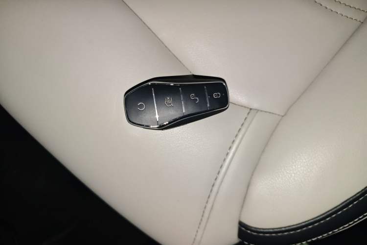 Used BYD Yuan Pro 2021 "Love for a Lifetime" Edition Interior 1