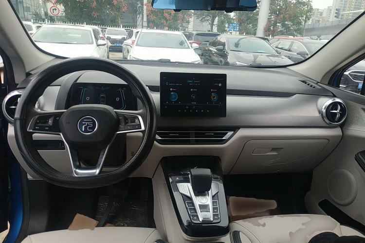Used BYD Yuan Pro 2021 "Love for a Lifetime" Edition Interior 2