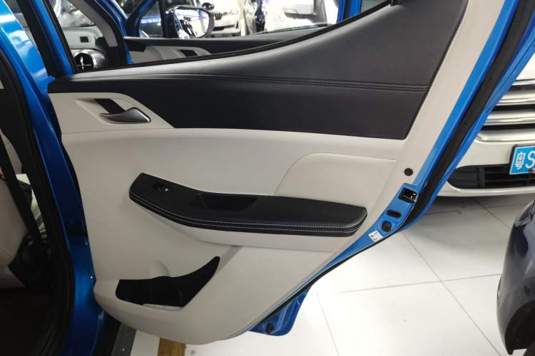 Used BYD Yuan Pro 2021 401 km Luxury Version Interior 6