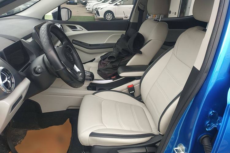 Used BYD Yuan Pro 2021 "Love for a Lifetime" Edition Left Front Seat