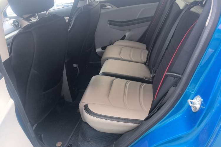 Used BYD Yuan Pro 2021 "Love for a Lifetime" Edition Left Rear Seat