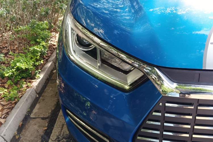 Used BYD Yuan Pro 2021 301KM Comfort Version Right Front Headlight