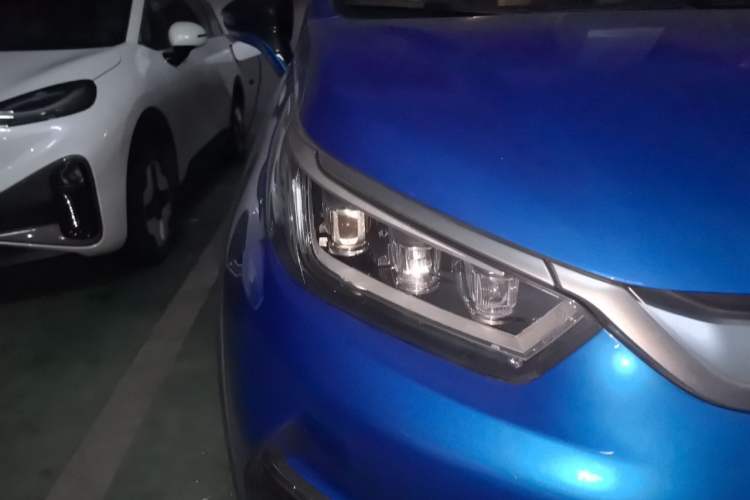 Used BYD Yuan Pro 2021 401 km Luxury Version Right Front Headlight
