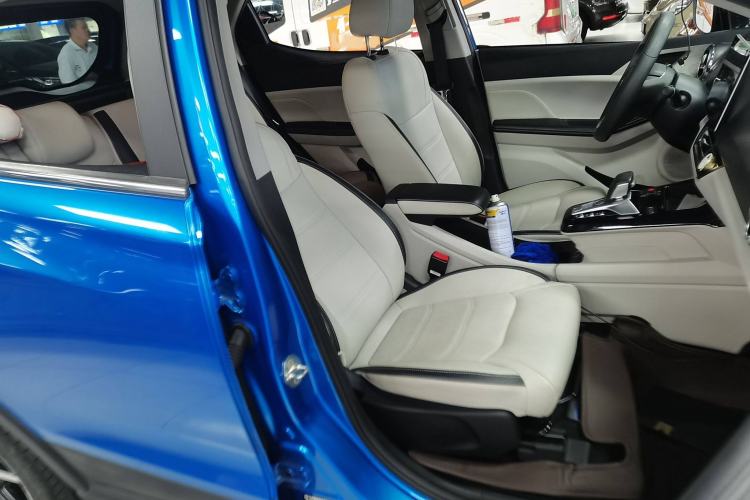 Used BYD Yuan Pro 2021 401 km Luxury Version Right Front Seat