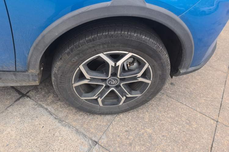 Used BYD Yuan Pro 2021 "Love for a Lifetime" Edition Right Rear Wheel Hub