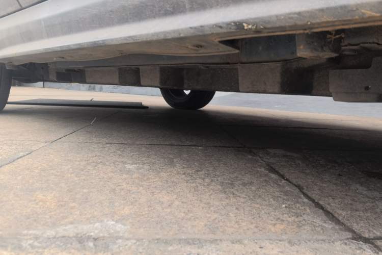 Used BYD Yuan Pro 2021 "Love for a Lifetime" Edition Right Side Sill