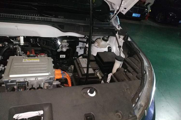 Used BYD Yuan Pro 2021 401 km Deluxe Version Engine Bay Left