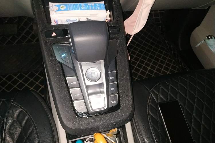 Used BYD Yuan Pro 2021 401 km Deluxe Version Gear Lever