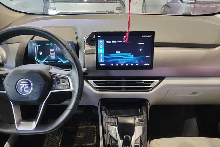 Used BYD Yuan Pro 2021 401 km Luxury Version Audio And AC Panel