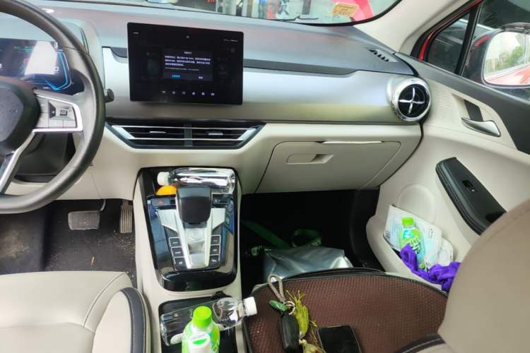 Used BYD Yuan Pro 2021 401 km Luxury Version Audio And AC Panel