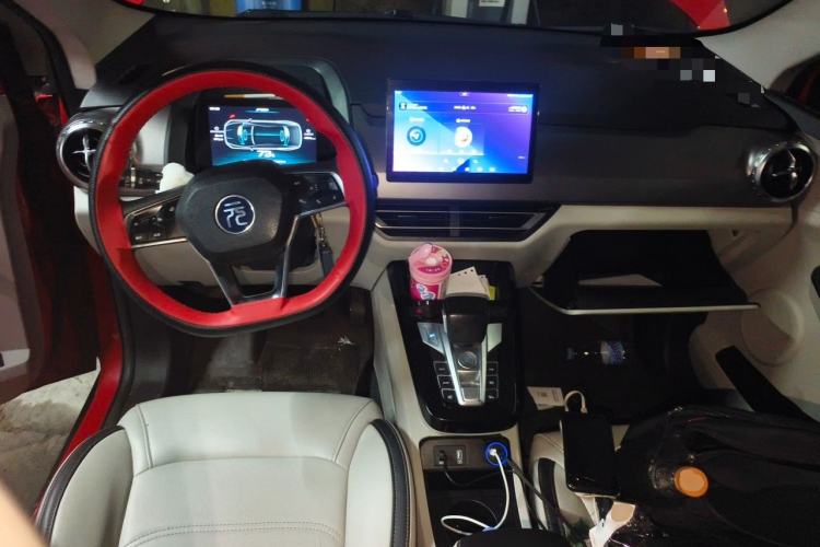 Used BYD Yuan Pro 2021 401 km Luxury Version Center Console