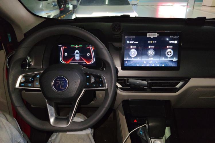 Used BYD Yuan Pro 2021 401 km Deluxe Version Center Console