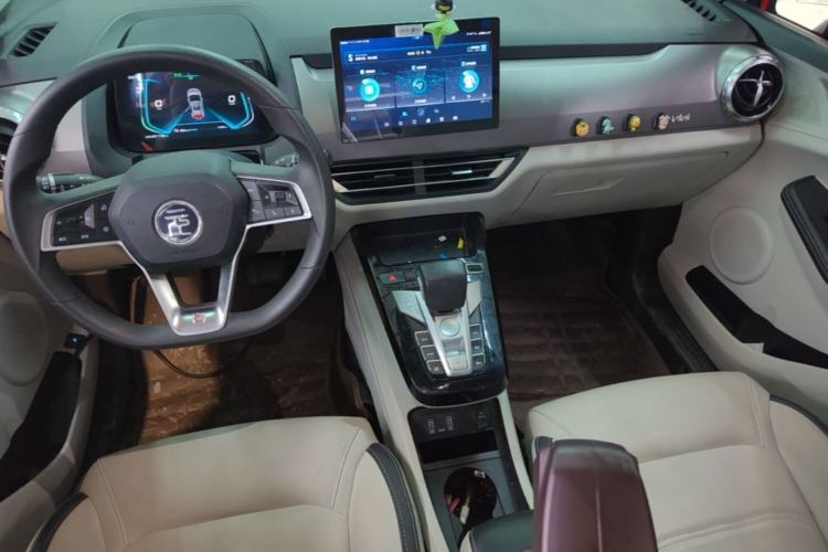Used BYD Yuan Pro 2021 401 km Deluxe Version Center Console