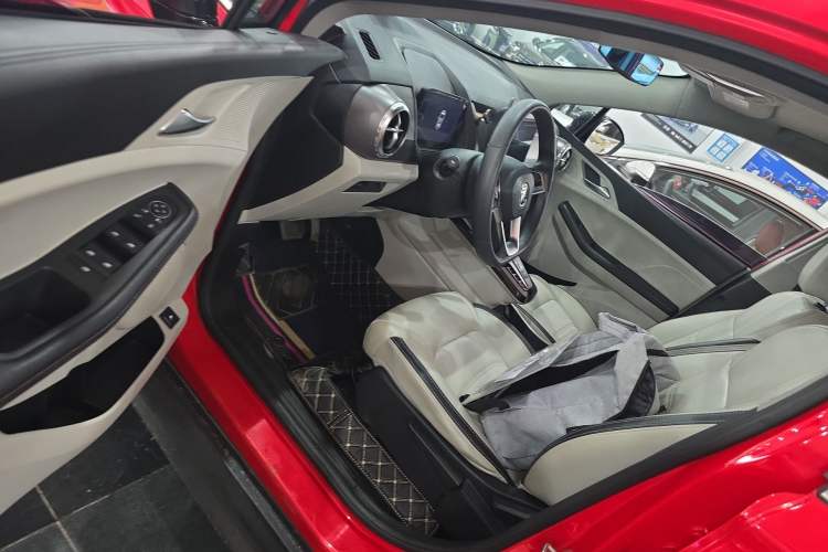 Used BYD Yuan Pro 2021 "Love for a Lifetime" Edition Driver Seat