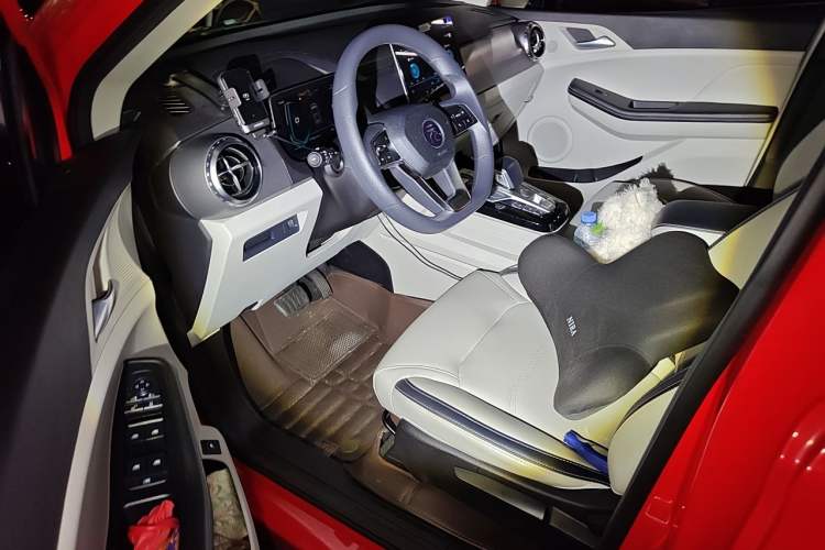 Used BYD Yuan Pro 2021 401 km Luxury Version Driver Seat